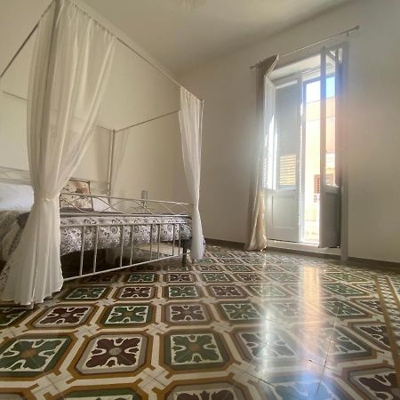 La Casa Di Nonna Titina Apartment Lecce Luaran gambar