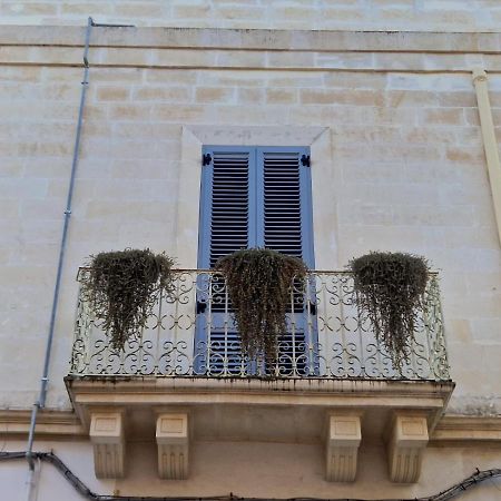 La Casa Di Nonna Titina Apartment Lecce Luaran gambar