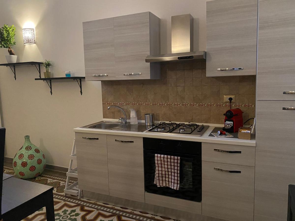 La Casa Di Nonna Titina Apartment Lecce Luaran gambar
